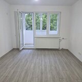 Titan 4 minute metrou - bloc mixt